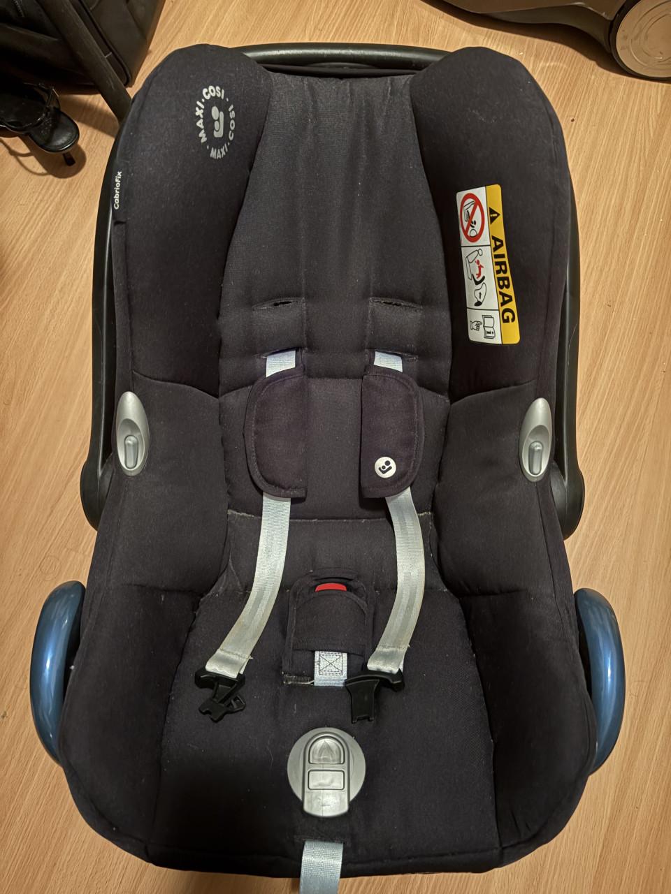 Maxi Cosi cabriofix
