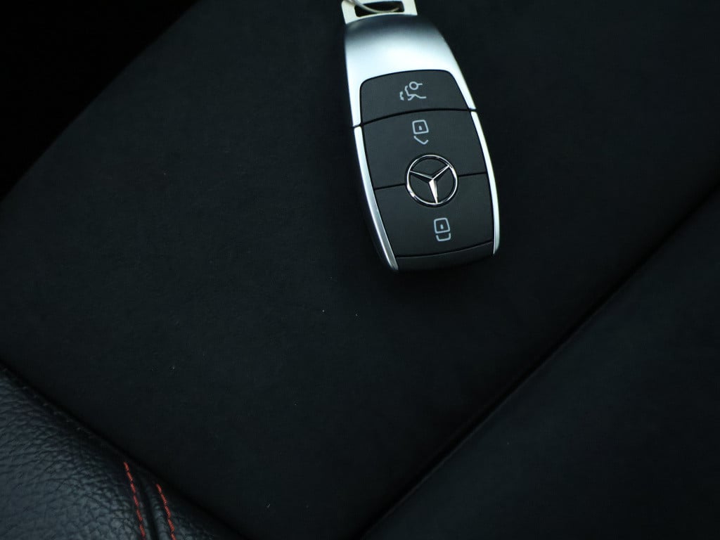Mercedes-Benz B-Klasse 180 business solution amg | apple carplay/android au