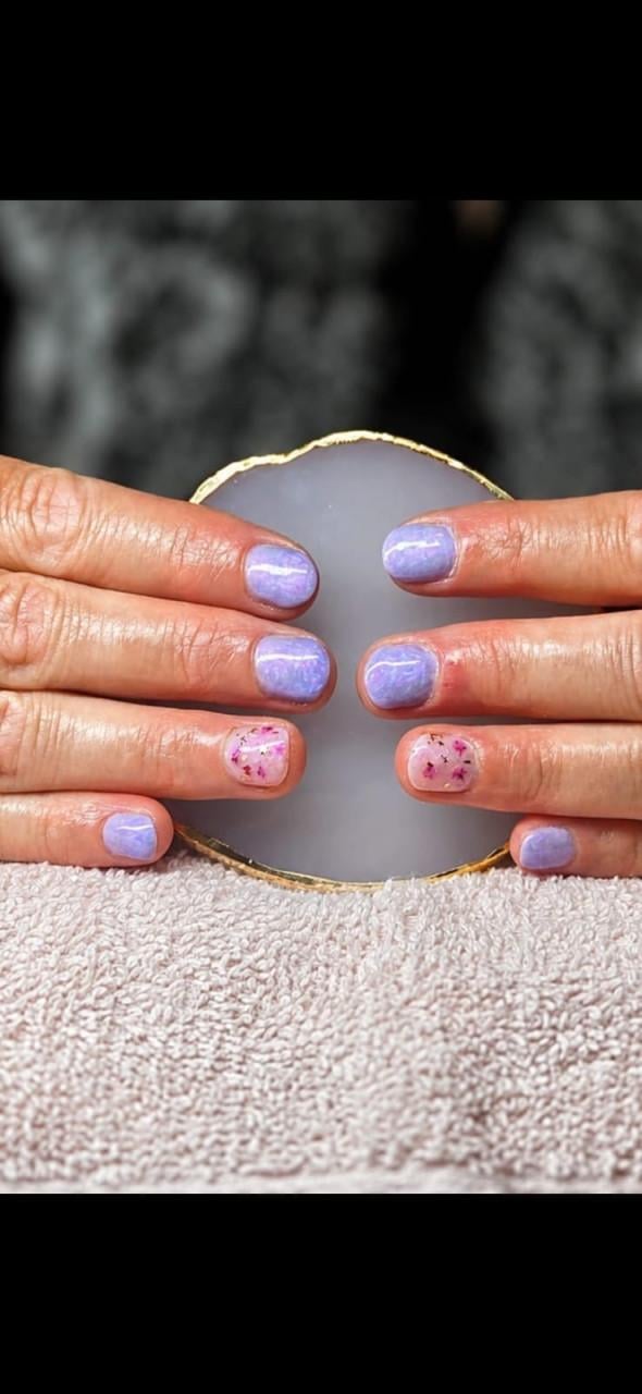 Nails by N in oost-souburg heeft weer plek