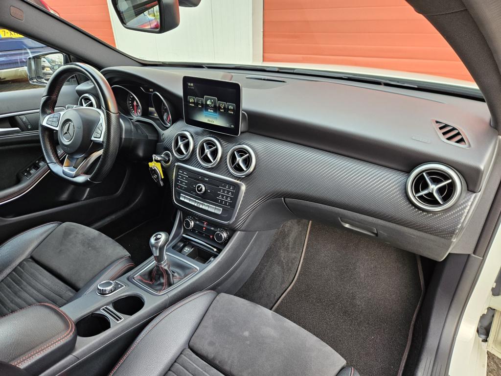 Mercedes-Benz A-Klasse 160 amg night edition | cruisec. | pdc
