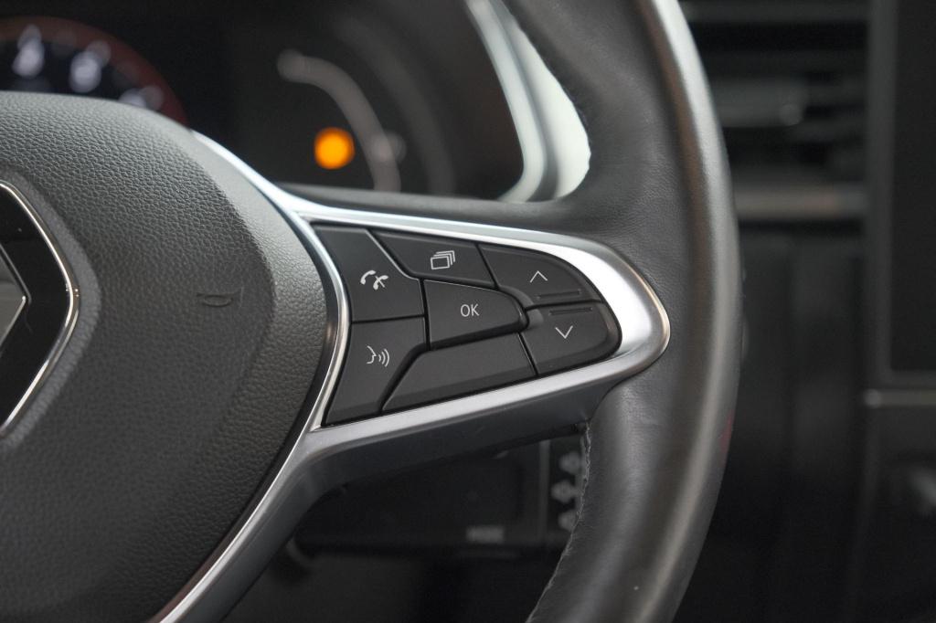 Renault Captur tce 130 edc intens | trekhaak | adaptieve cruise control | c