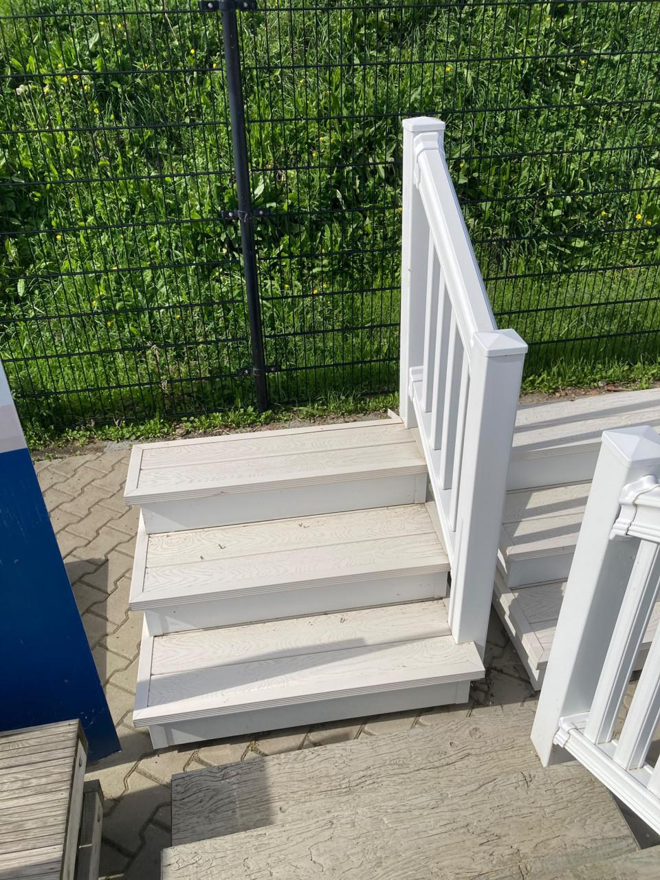Trapje voor chalet of stacaravan