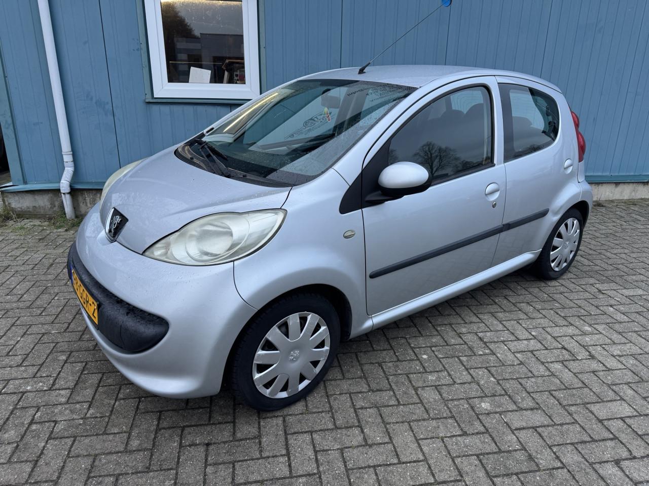 Leuke Peugeot 107 1.0 12v 2008 5 deurs met airco!