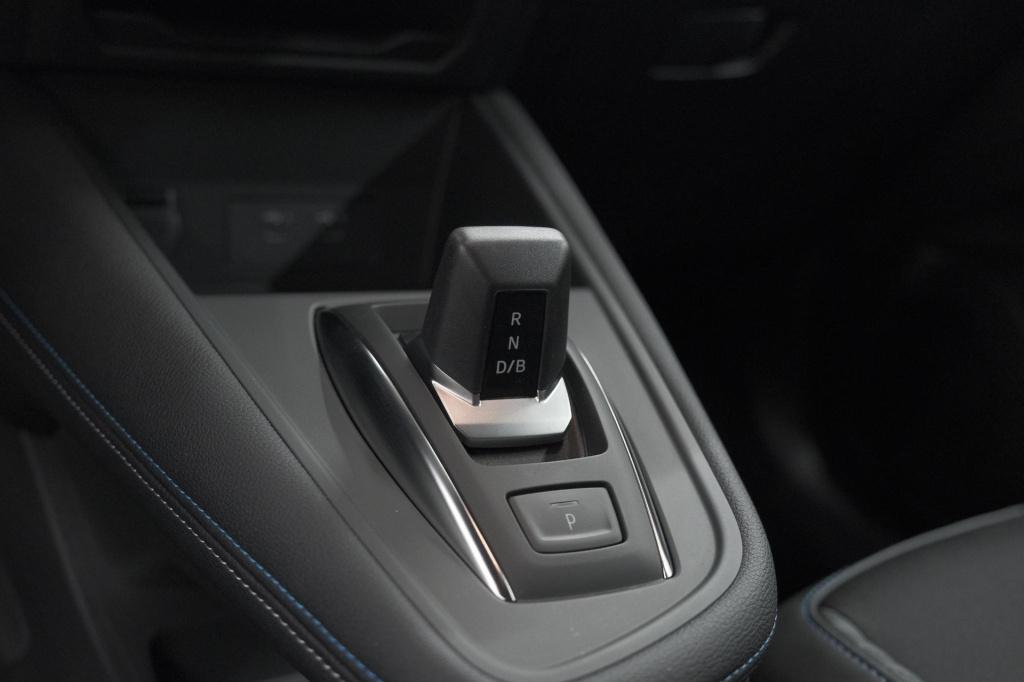 Renault Captur 1.8 e-tech full hybrid 160 esprit alpine | rondom camerazich