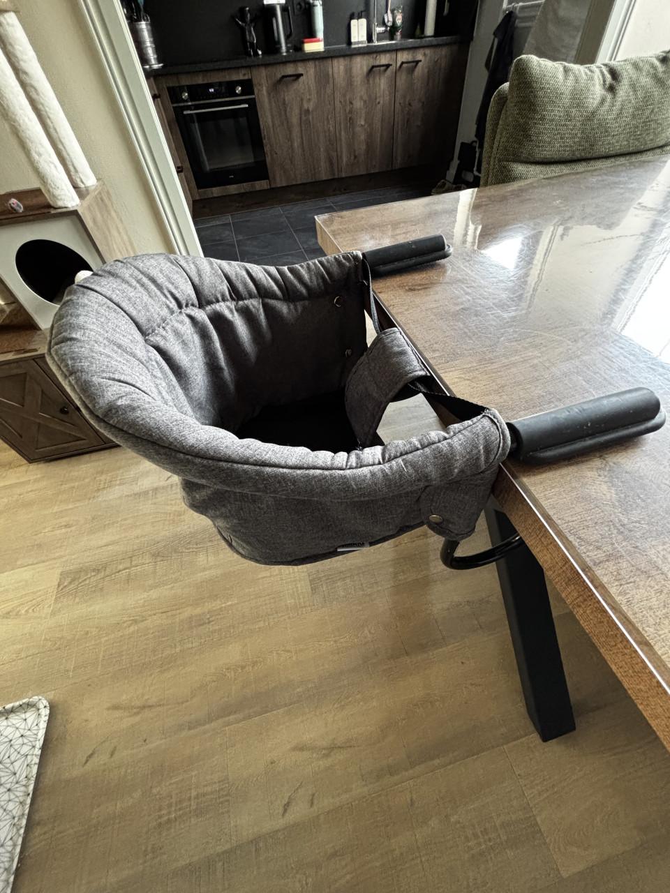 Kinderstoel ( hang )