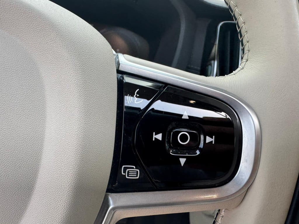 Volvo XC60 2.0 recharge t8 awd inscription