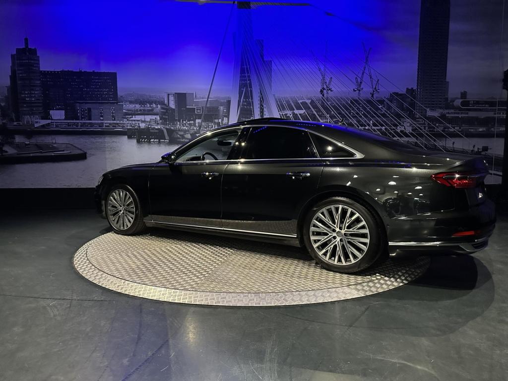 Audi A8 55 tfsi quattro pro line plus *nl-auto*b&o*360camera*carplay*