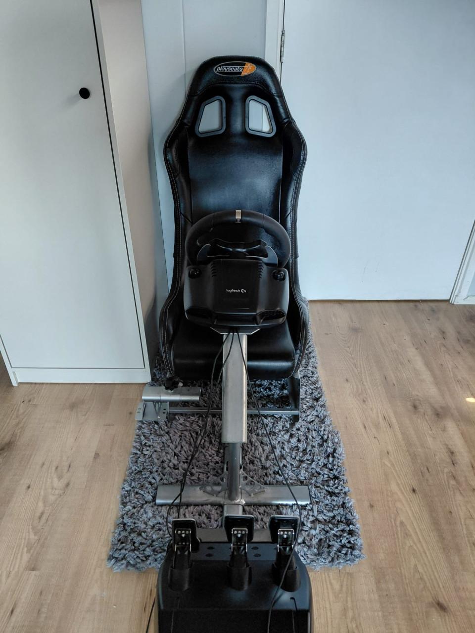 Playseat Evolution + Logitech G920 Racestuur (Xbox/PC