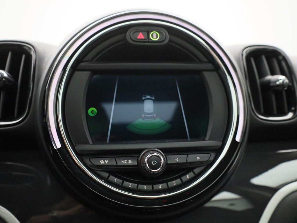 Mini Countryman 1.5 cooper all4 pepper | automaat | navigatie | panoramadak