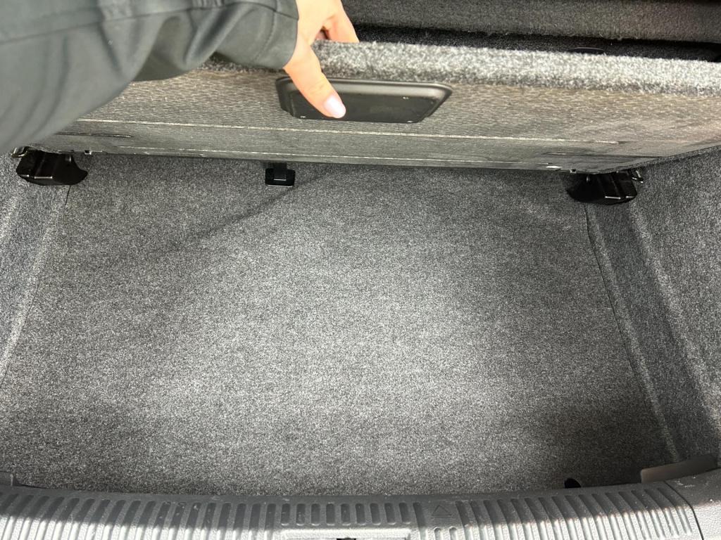 Volkswagen Polo occasion 1.2 tsi cross | zwart | tweedehands volkswagen pol