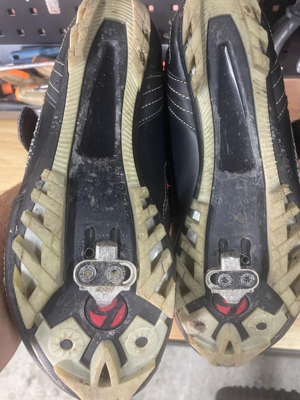 Fietsschoenen maat 42