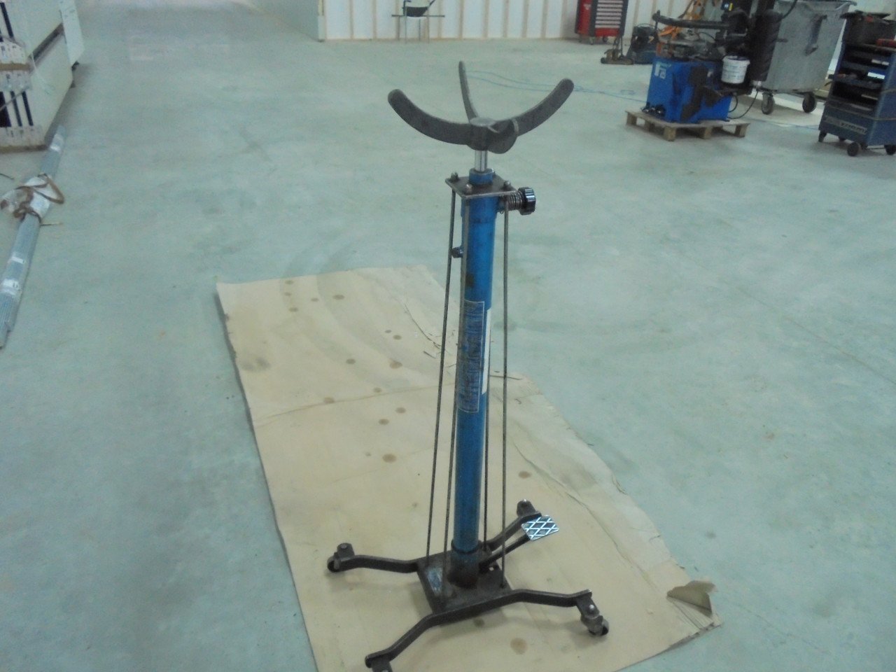 HYDRAULISCHE TRANSMISSIEKRIK OMCN 250KG € 200