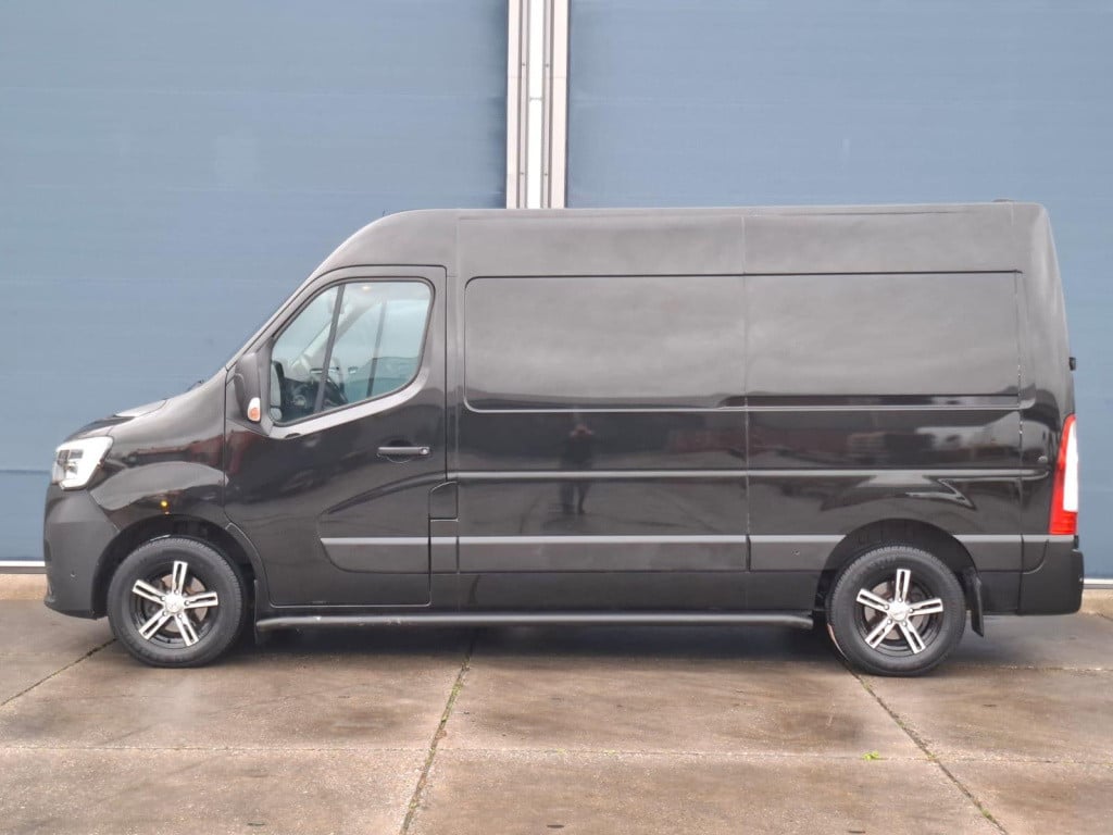 Renault Master t35 2.3 dci 180 l2h2 energy airco / cruise controle / camera