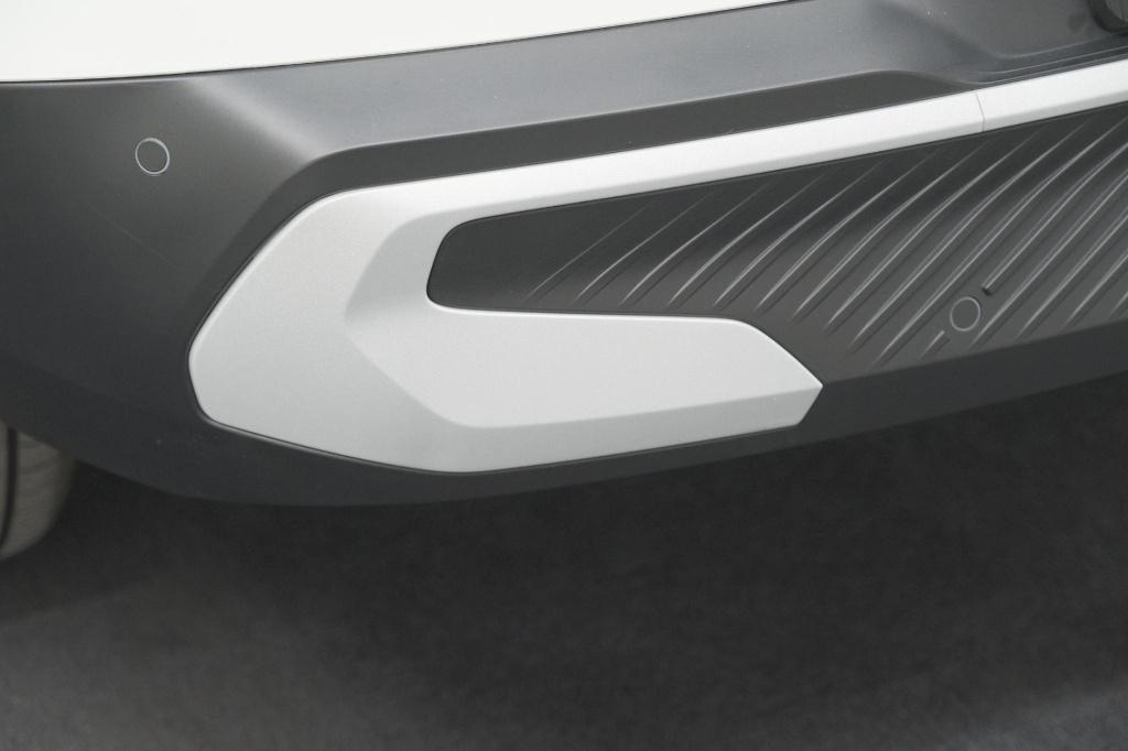 Citroen C3 Aircross 1.2 hybrid 145pk max | camera | dodehoekdetectie | navi