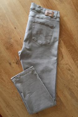 Jeans van het merk Angels in maat 44 voor €10,00