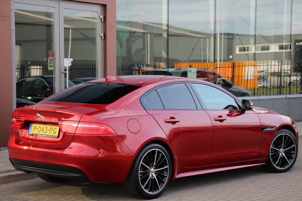 Jaguar Xe 2.0 r-sport | 200pk | el. stoelen | camera | afneembare trekhaak