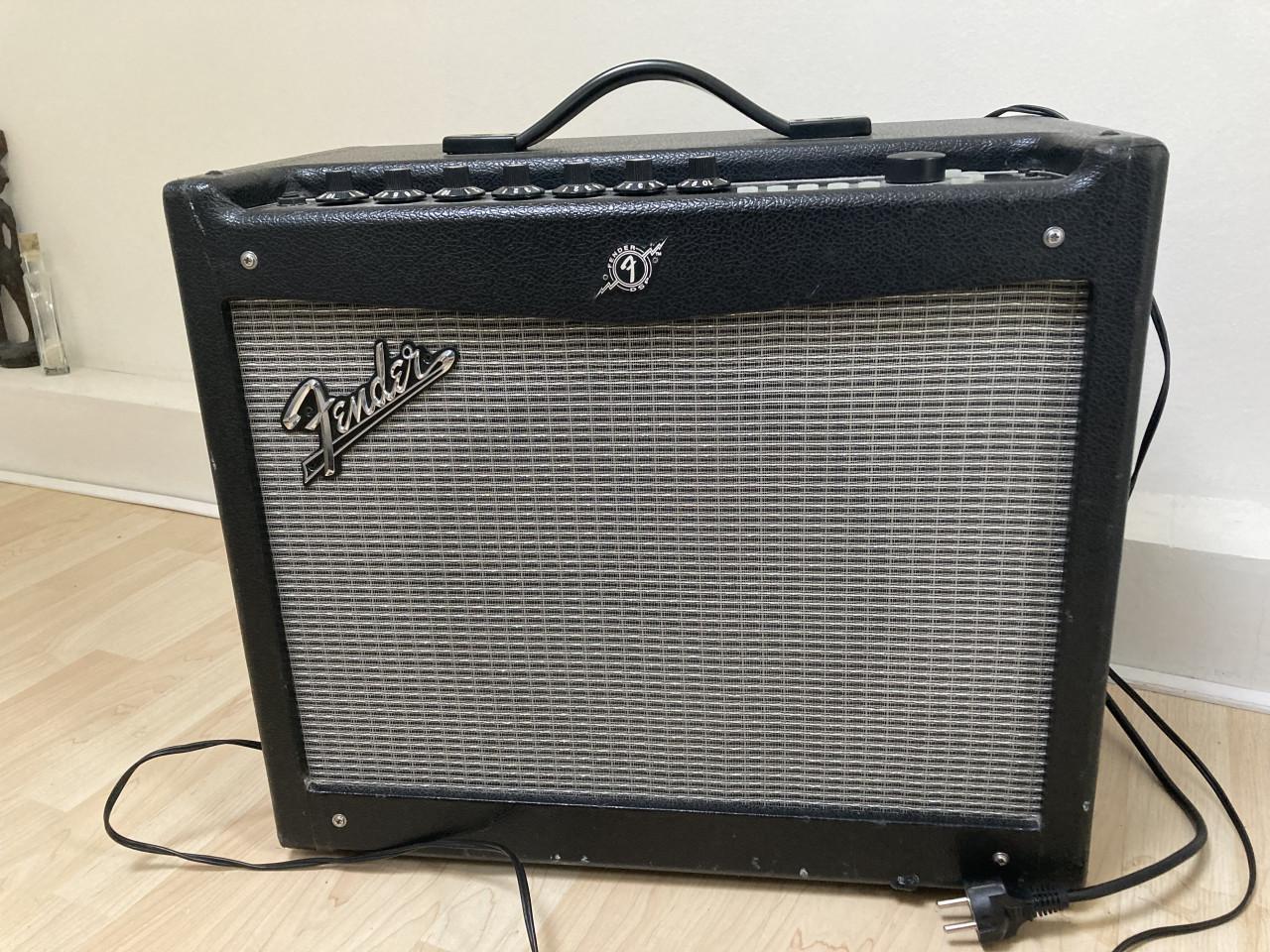 Fender Mustang III V2