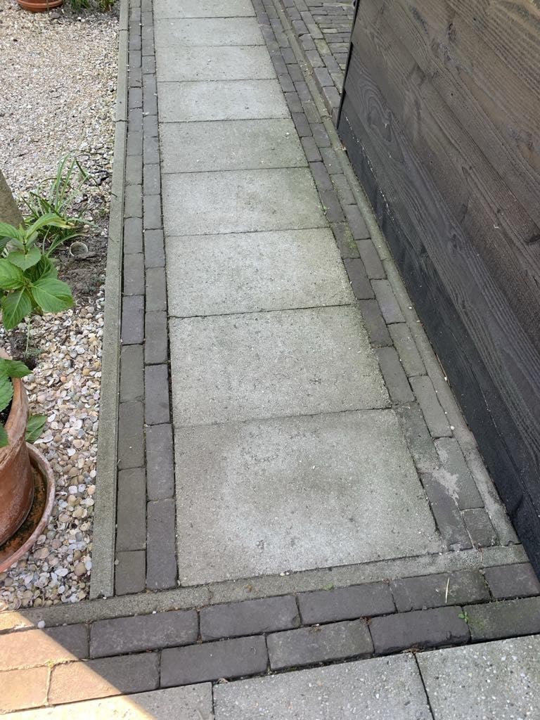 Grijze betontegels, 60 x 40, ongeveer 80 stuks