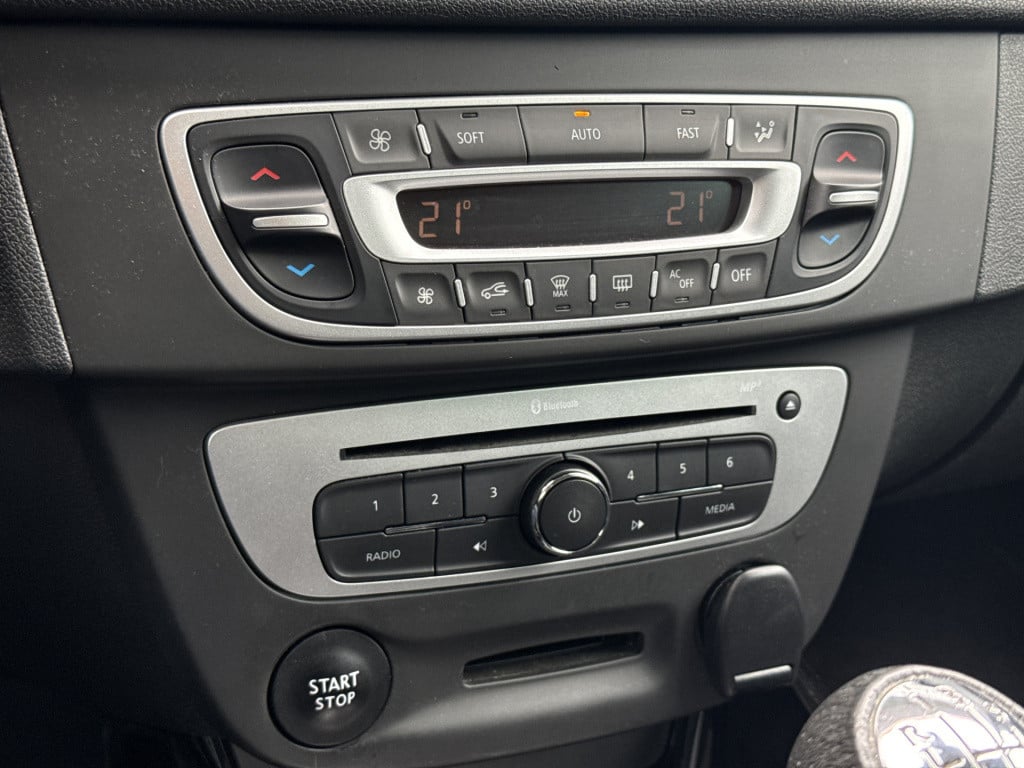 Renault Megane 1.2 tce bose | trekhaak | navi | pdc