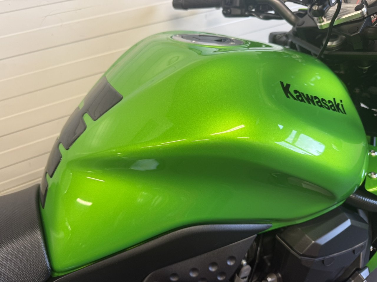 Jonge Kawasaki Z750R ABS! Slechts 11.000km bj 2014!