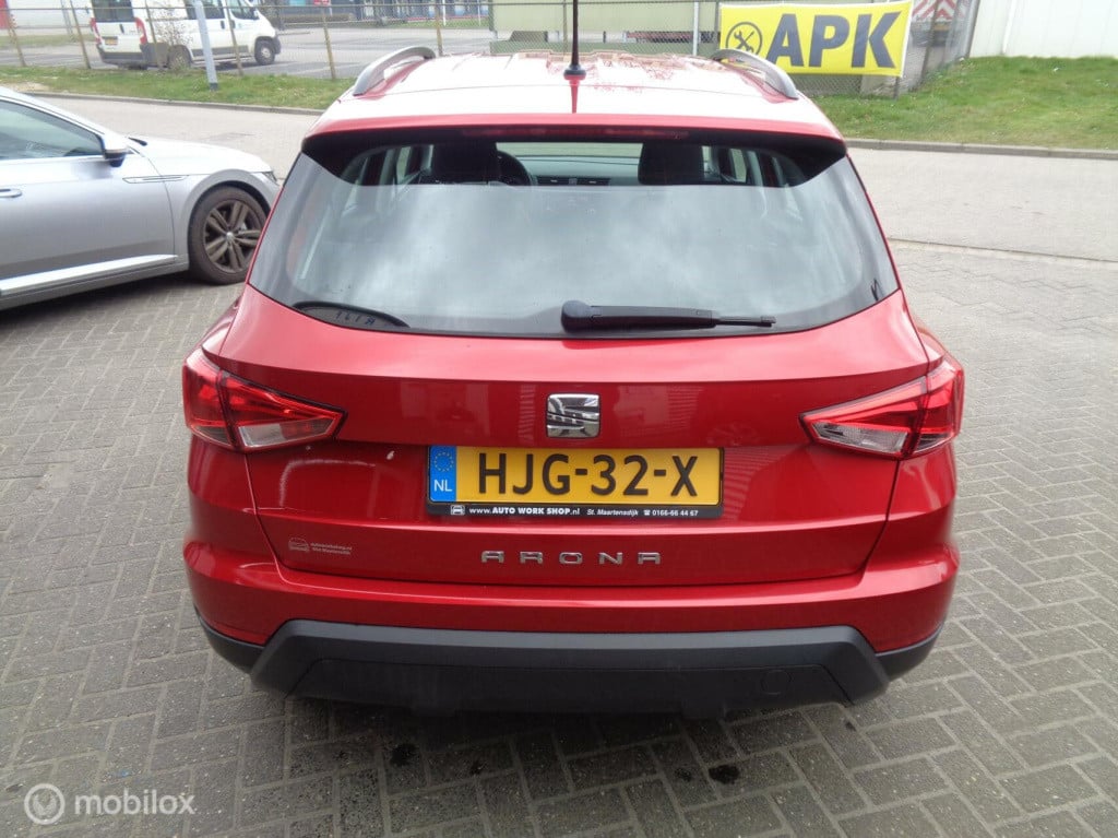Seat Arona 1.0 tsi reference/airco/lm velgen/carplay/1st eig/slechts 79000k