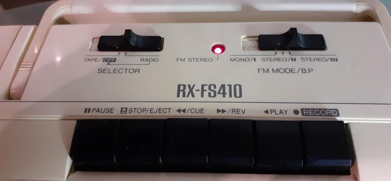 Draagbare radio panasonic RX-FS410 prijs  € 10,00