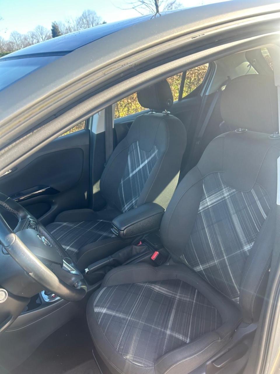 Opel Corsa easytronic 2015 bruin automaat