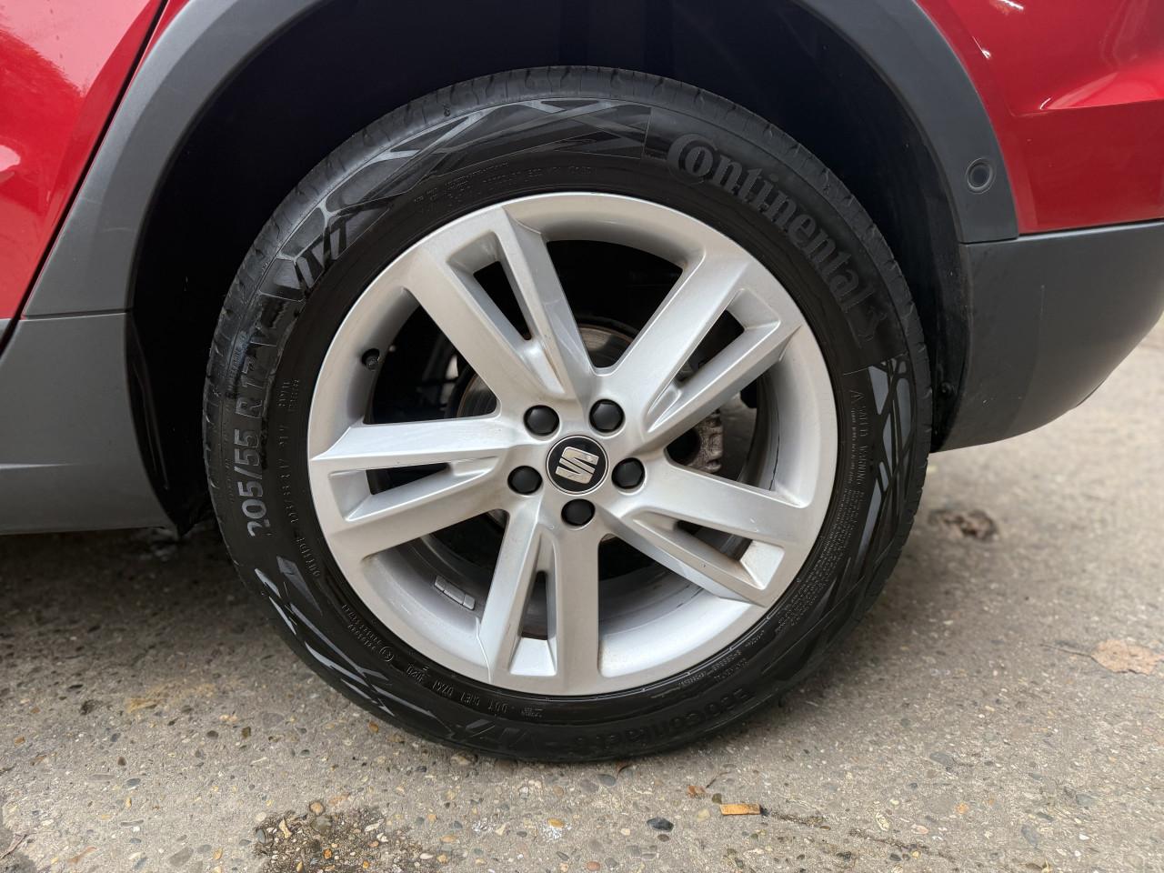 Seat ARONA 1.0 TSI FR DSG Camera| Carplay| LED| Cruise| APK|