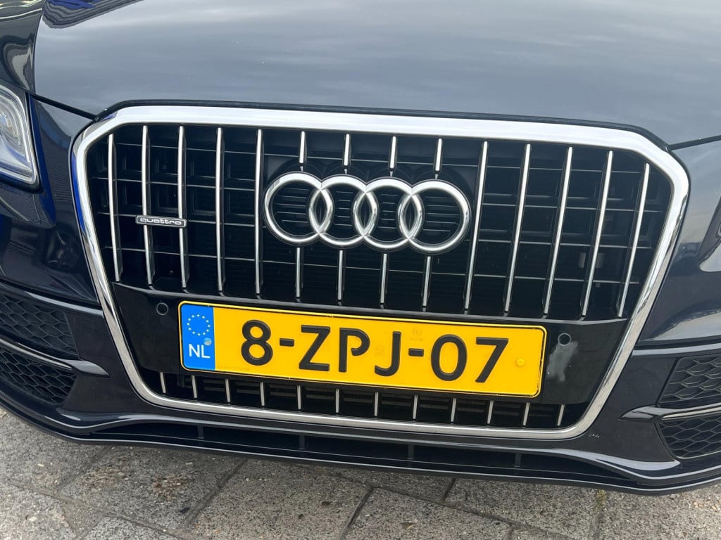 Audi Q5 2.0 tfsi quattro s edition, panoramadak, trekhaak enz...