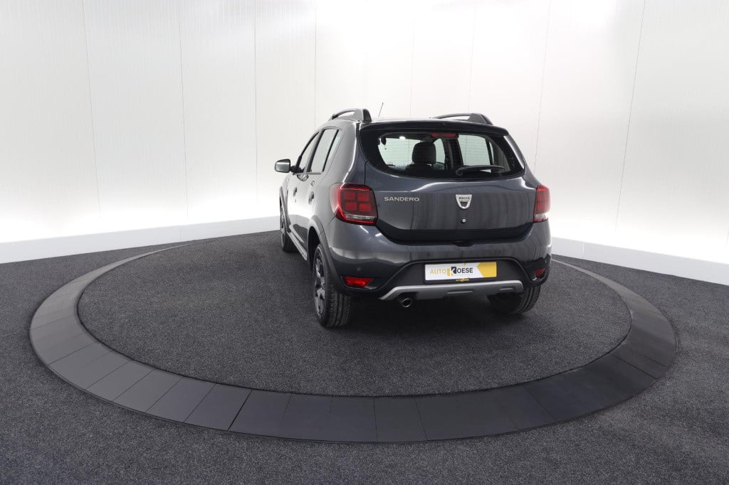 Dacia Sandero Stepway tce 90 sl | camera | navigatie | parkeersensoren | cr