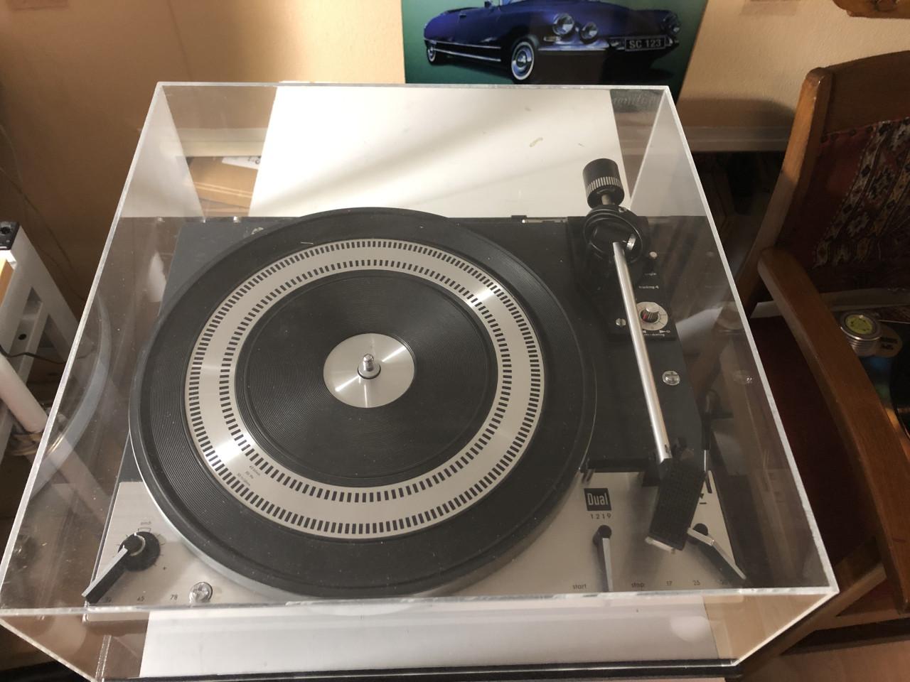 Dual CS 1219 platenspeler.