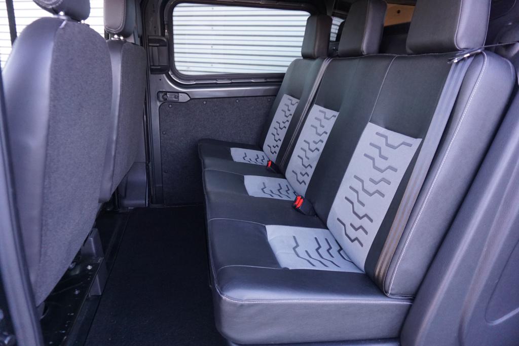 Ford Transit Custom 270 2.0 tdci l1h1 dc anniversary edition airco / navi /