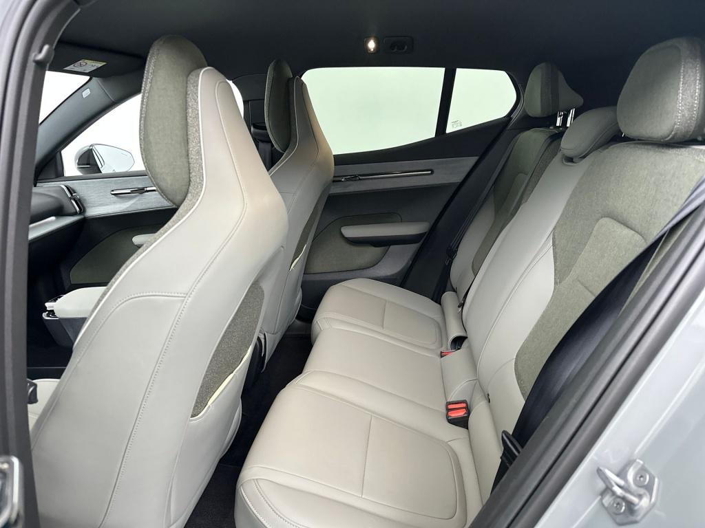 Volvo Ex30 extended plus 69 kwh/272pk| adap.cruise| camera| h&k sound| blis
