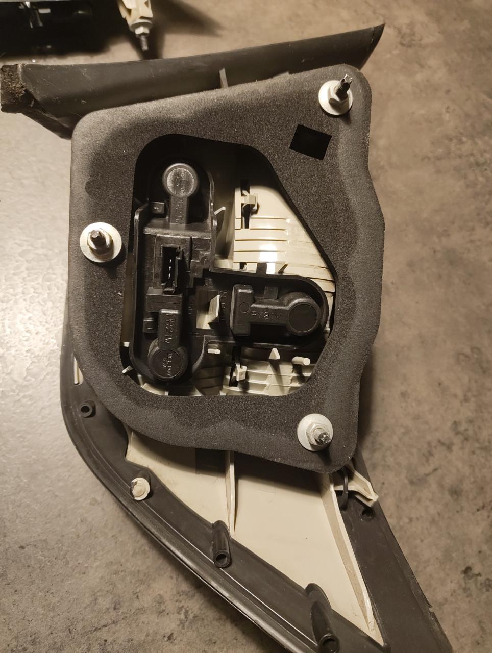 SAAB 93 achterlichten complete set (iceblock)