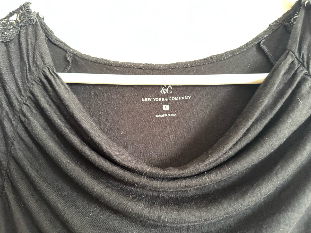 New York & Company T-shirt - Zwart - Maat L