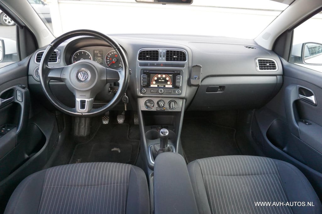 Volkswagen Polo 1.2 tsi highline