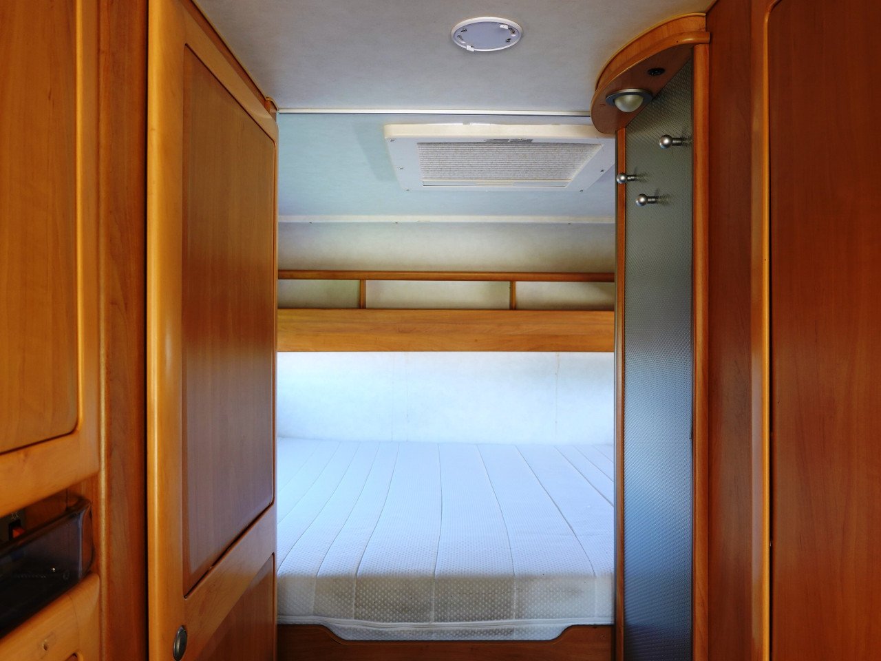 Ruime Hymer camper, ideaal voor weekendjes weg of lange reizen, voor 4 pers