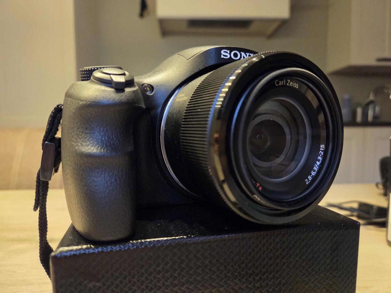 SONY Cyber-shot DSC -HX300 Camera
