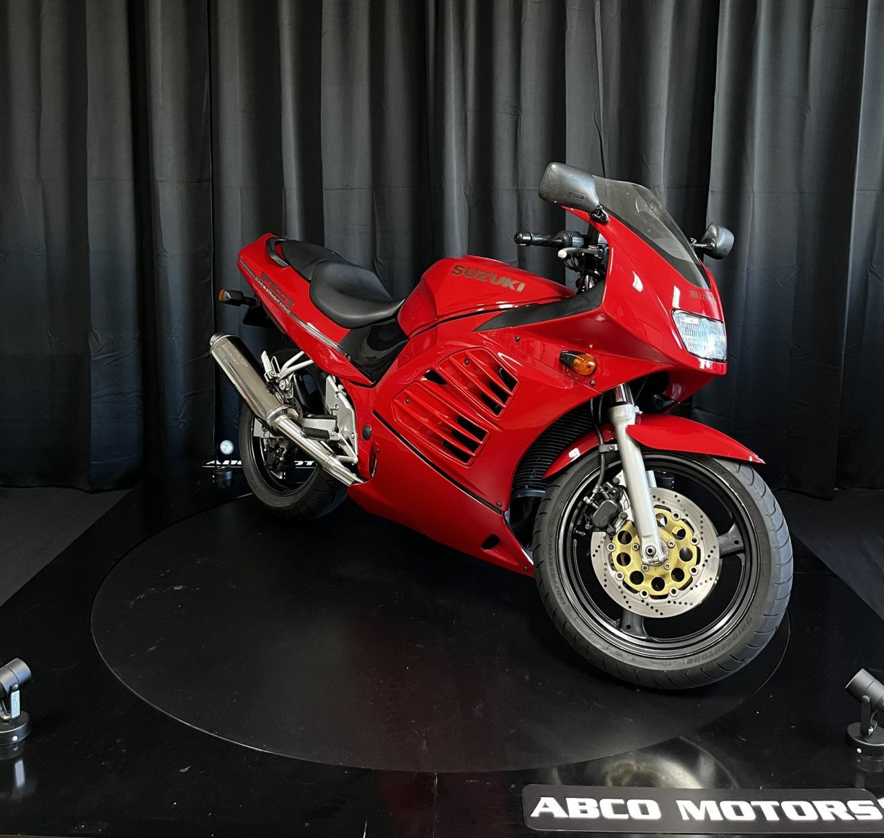 SUZUKI RF 600 R