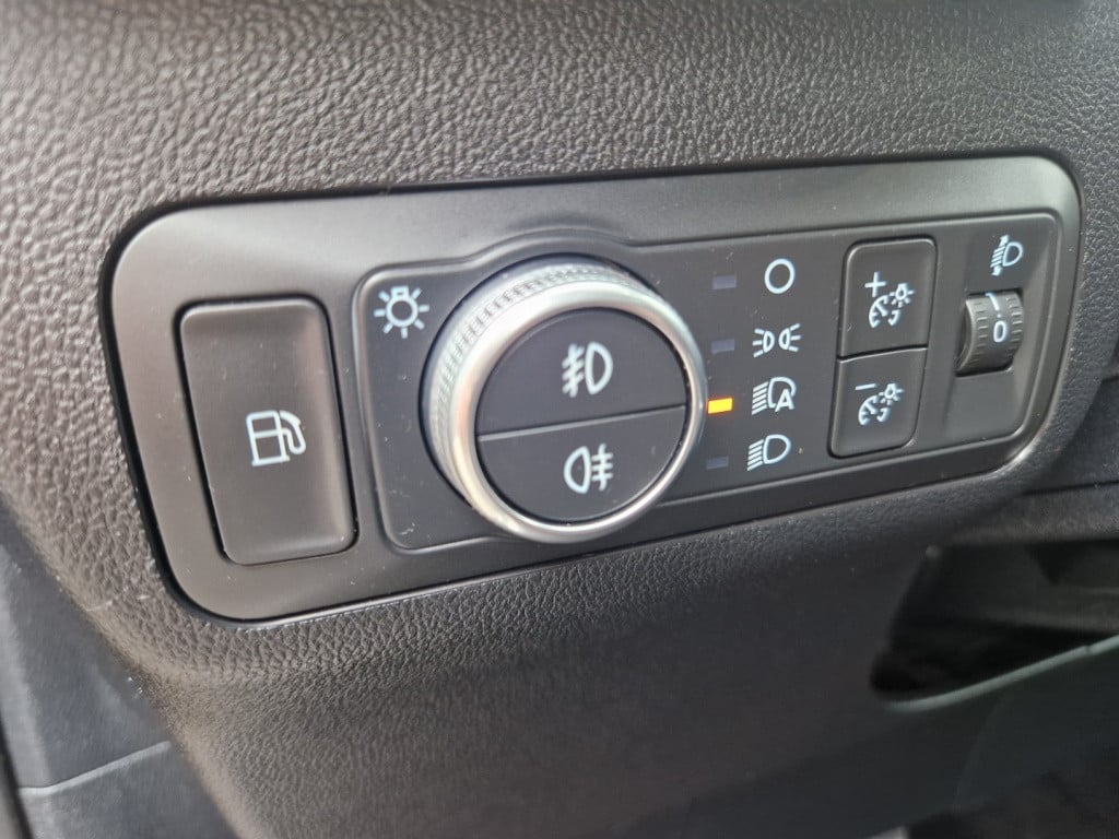 Ford Kuga 2.5 phev e-cvt 225pk st-line | winterpakket | adapt.cc