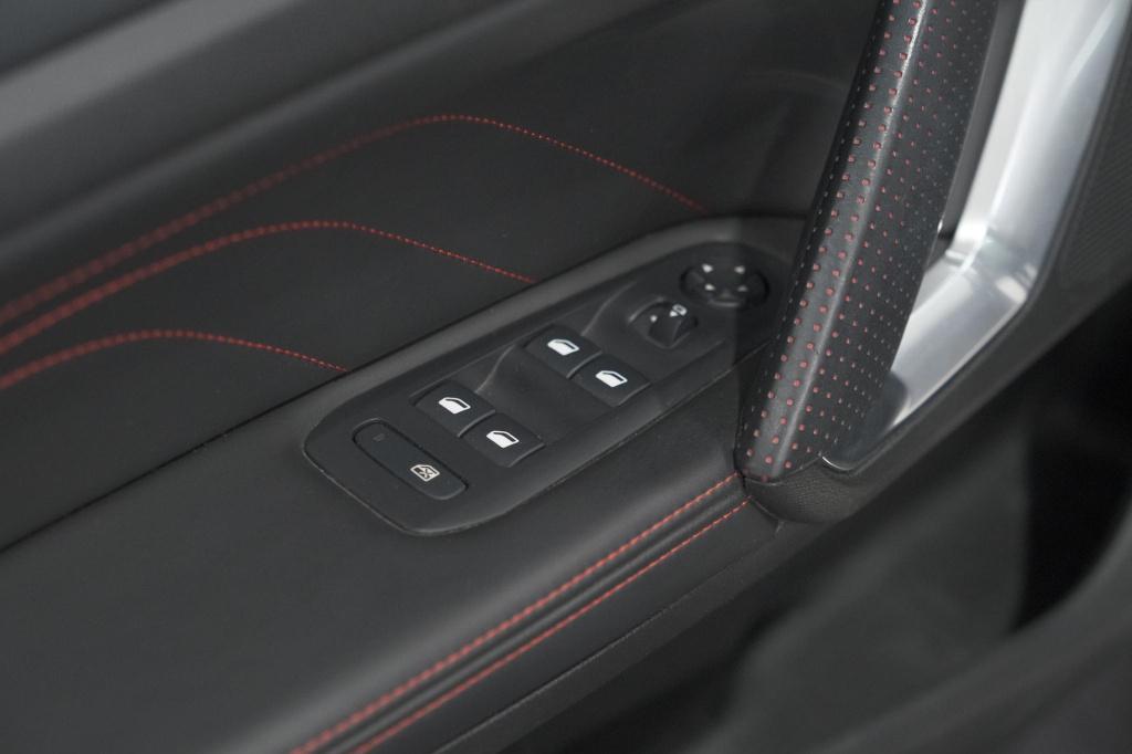 Peugeot 308 sw puretech 130 gt-line | trekhaak | panoramadak | camera | alc
