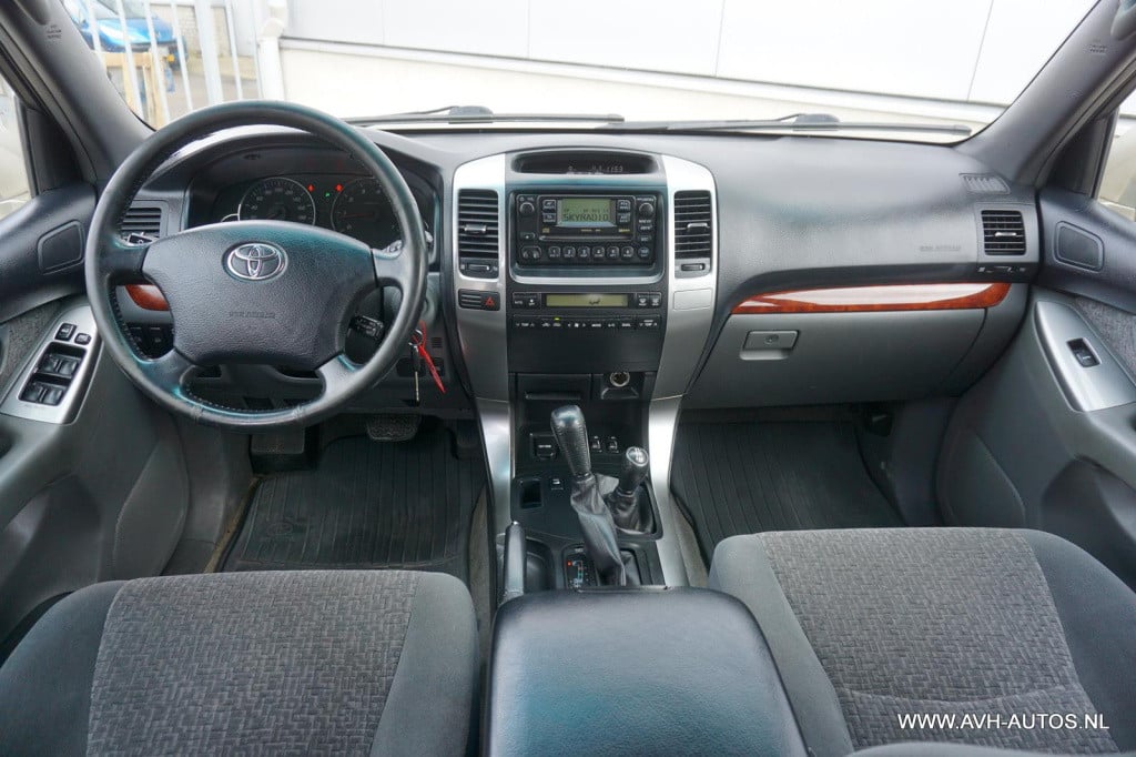 Toyota Land Cruiser 4.0 v6 vvt-i lx automaat
