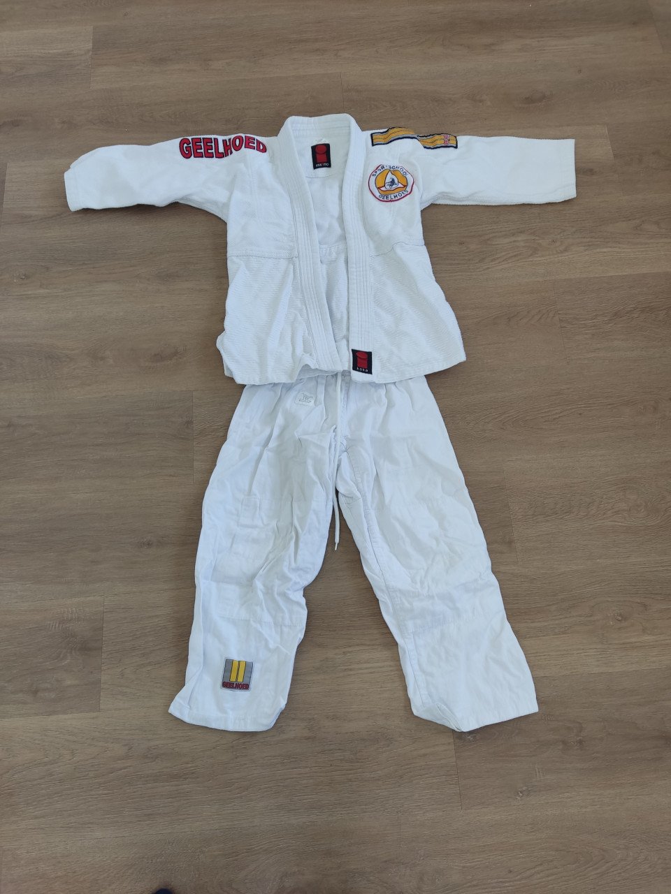 Judopak Geelhoed maat 130