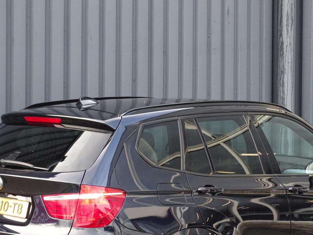 BMW X3 xdrive20i centennial high executive m-sportpakket | pano | 19"