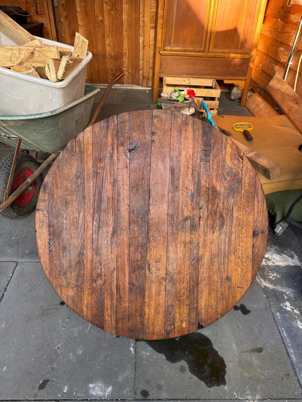 Salontafel van eikenhout