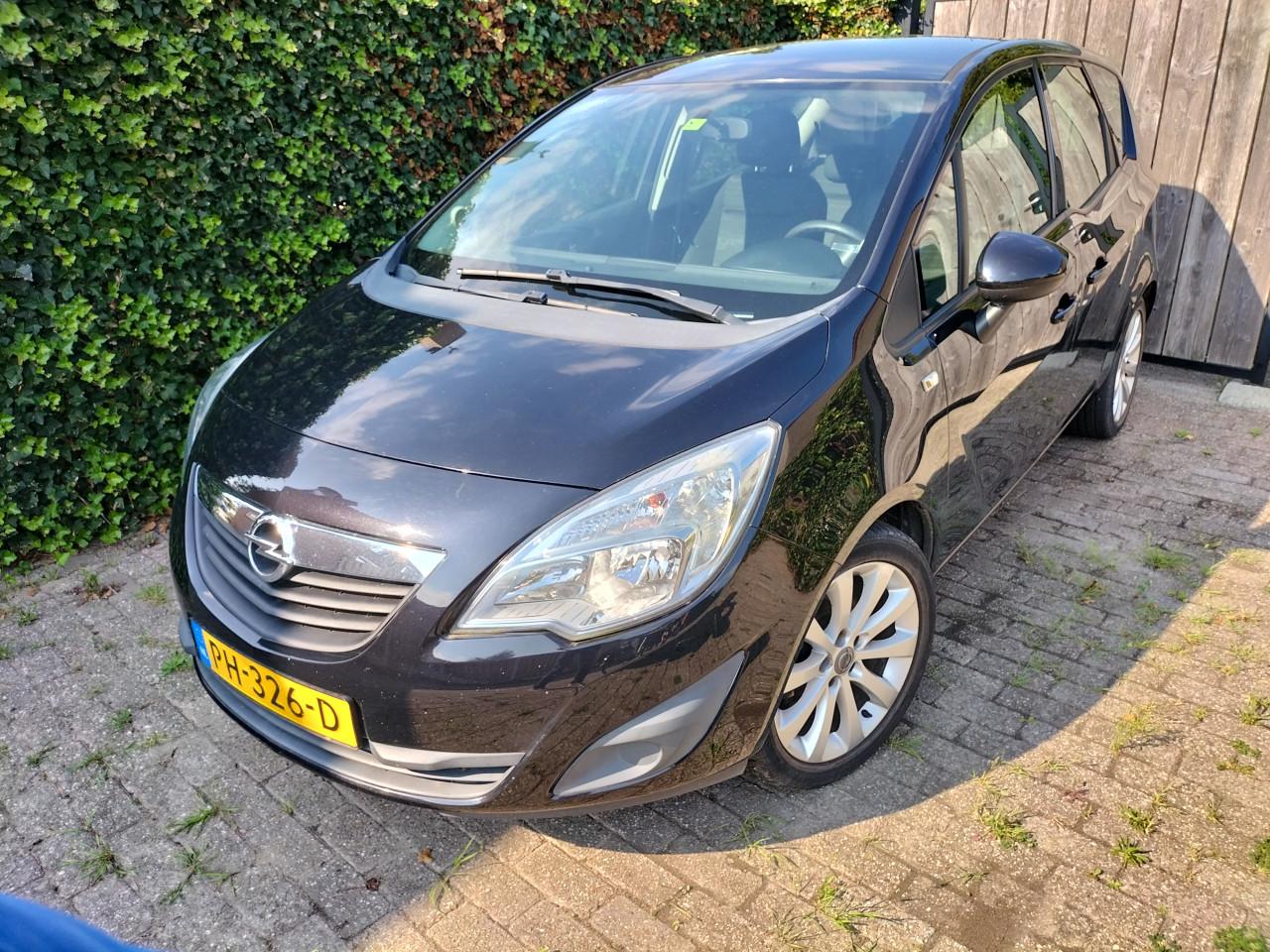 Opel Meriva B 1.4 Edition