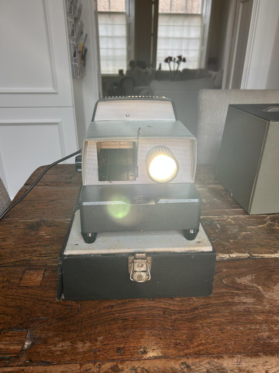 Originele Paximat Electric diaprojector