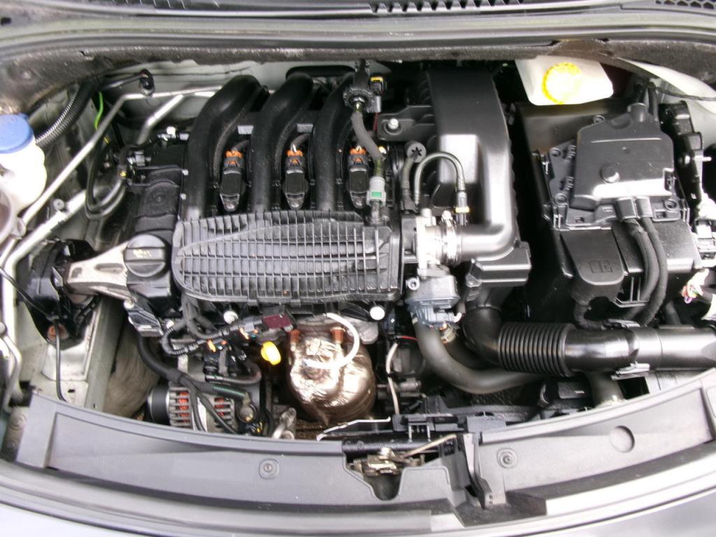 Citroen C3 1.2 vti 82pk clima, cruise-contr., tr.haak