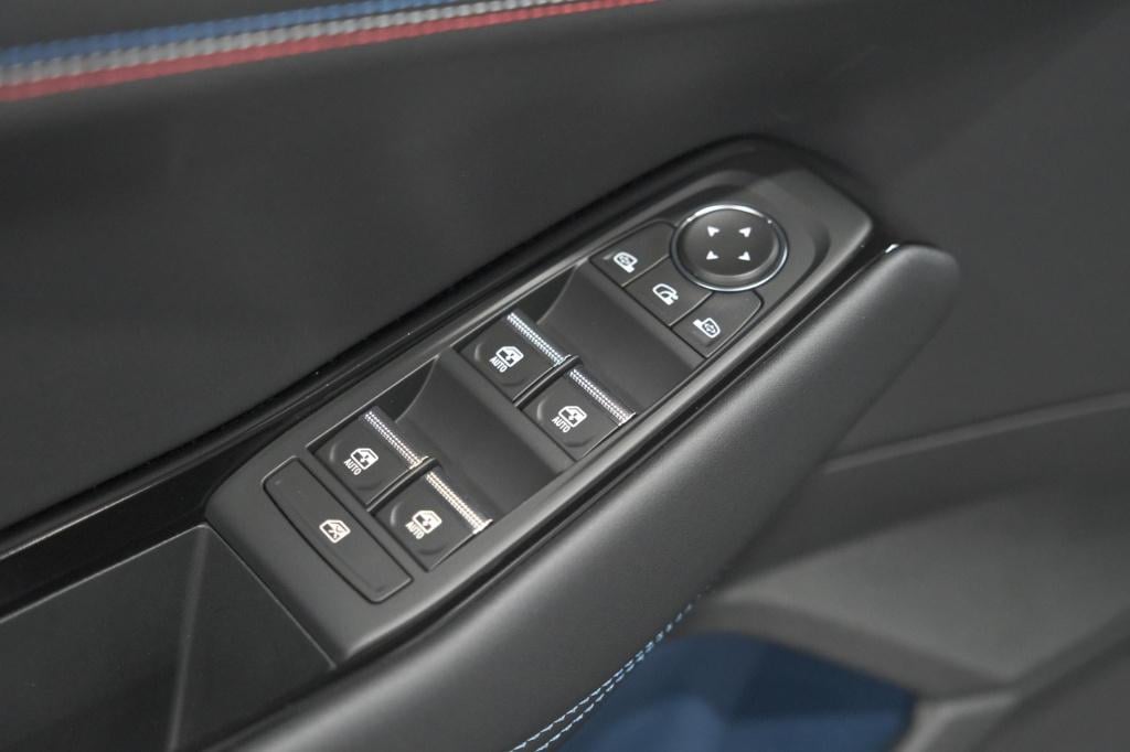 Renault Rafale 1.2 e-tech 4x4 plug-in hybrid 300 atelier alpine | panoramad