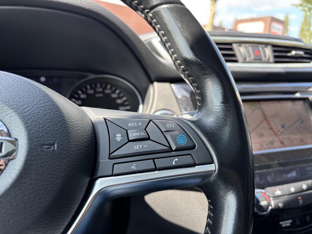 Nissan Qashqai 1.3 dig-t tekna incl. trekhaak!